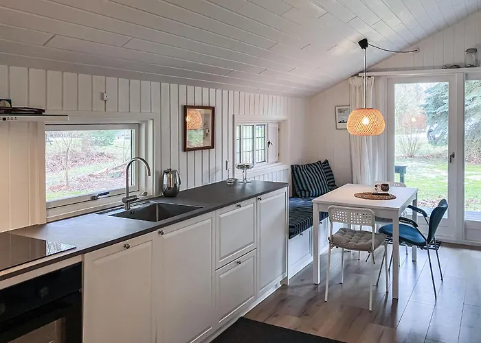 2 Bedroom In *